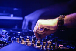 It’s Almost Wearing Season: Try These T-shirts For Size