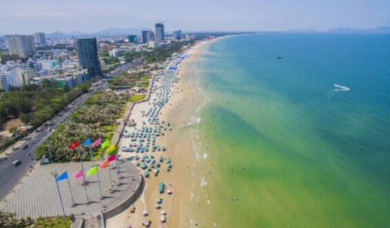 Cần chuẩn bị gì khi đi tắm biển